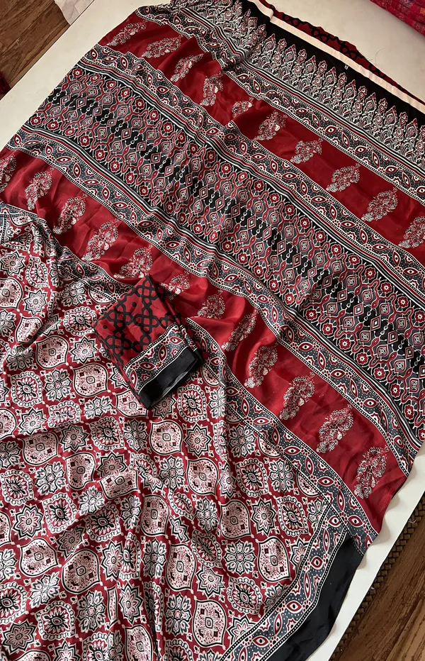 Printed_Assam_Silk_Crepe_Saree_(Multicolor,_Red)