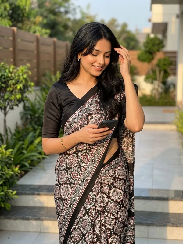 Printed_Assam_Silk_Crepe_Saree_(Multicolor)