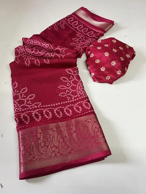 Woven_Bandhani_Art_Silk,_Silk_Blend_Saree_(Red)