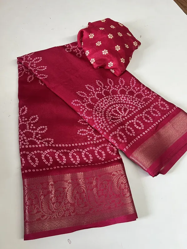 Printed,_Geometric_Print_Bandhani_Silk_Blend,_Art_Silk_Saree_(Red)