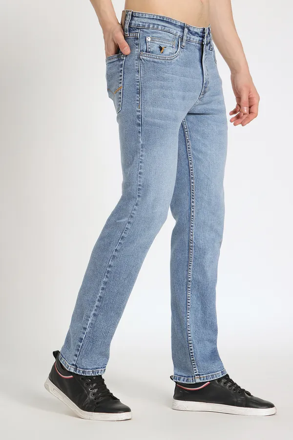 Classic_Light_Blue_Straight_Jeans