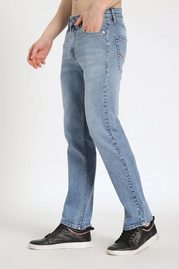 Classic_Light_Blue_Straight_Jeans