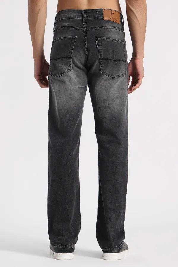 Urban_Shadow_Fit_Jeans