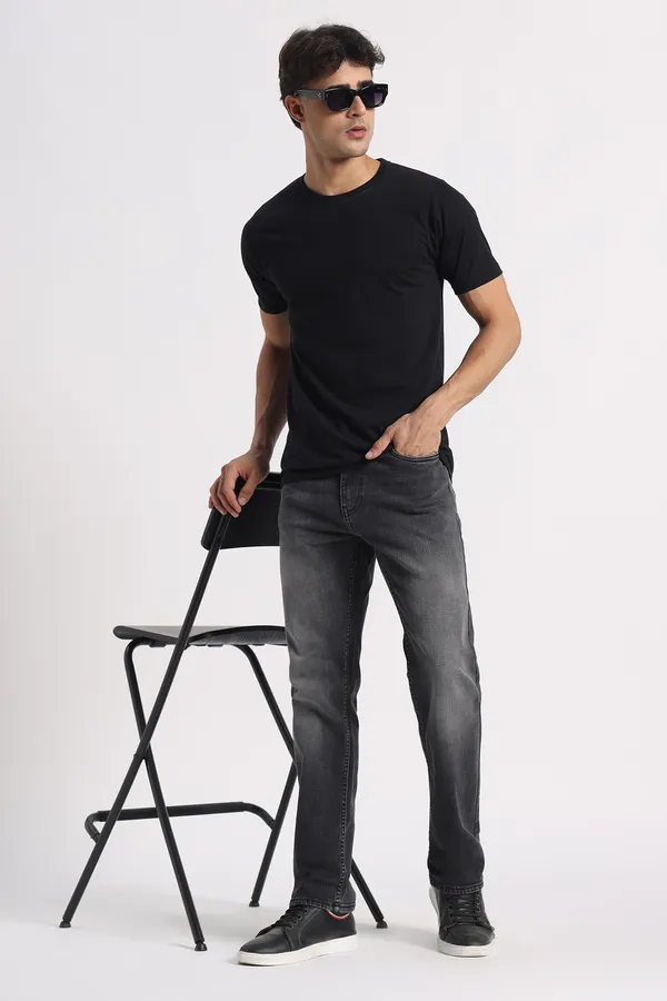 Urban_Shadow_Fit_Jeans