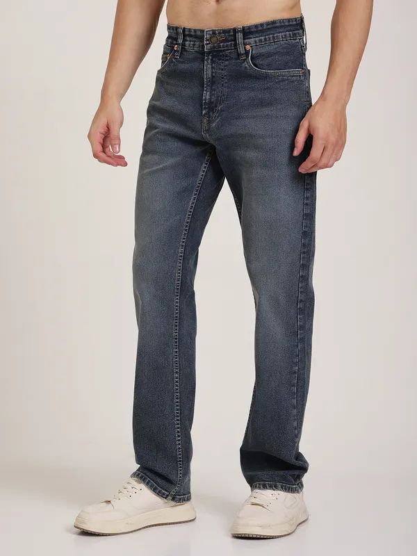 Classic_Vintage_Wash_Straight_Jeans