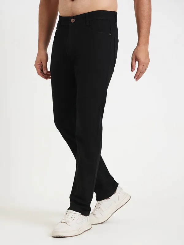 Z_Black_Comfort_Fit_Jeans