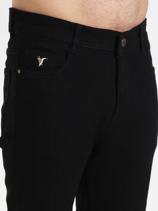 Z_Black_Comfort_Fit_Jeans