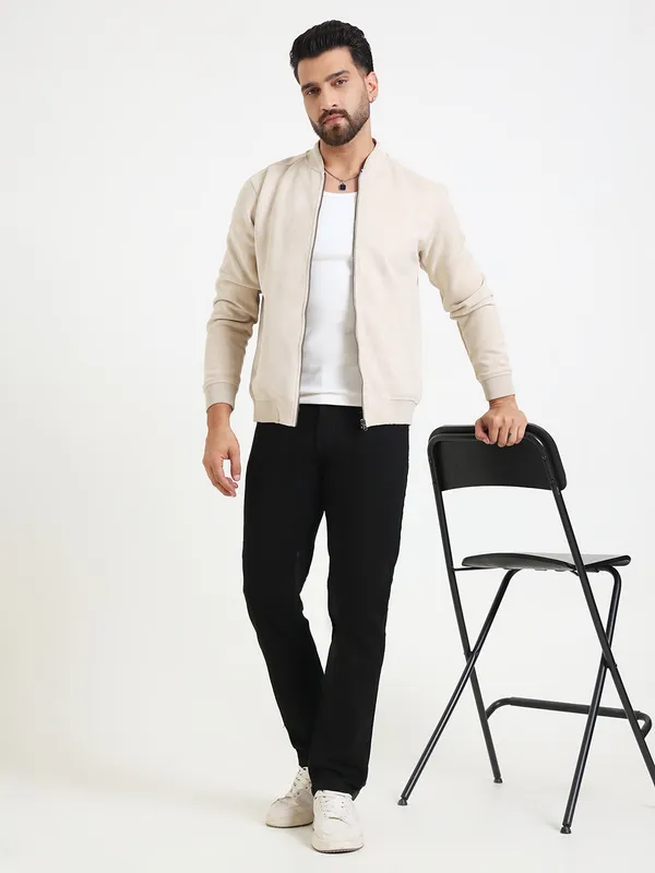 Z_Black_Comfort_Fit_Jeans
