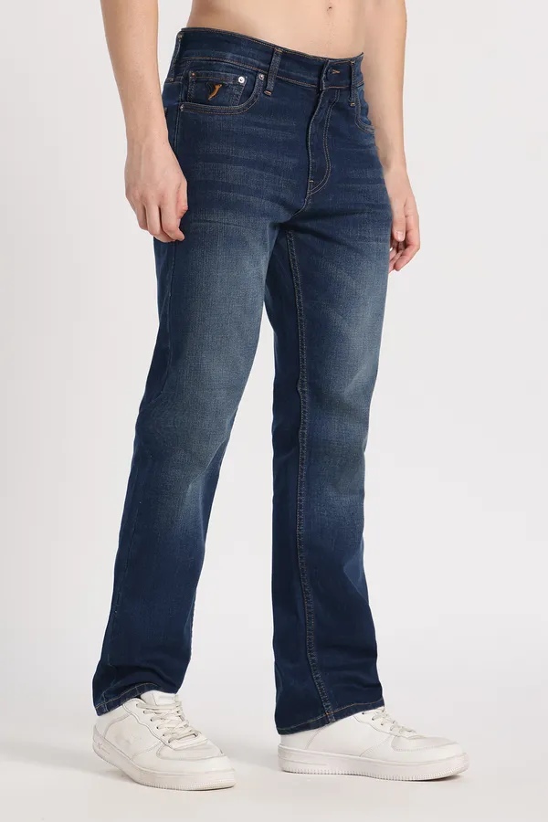 Classic_Edge_Dark_Wash_Jeans