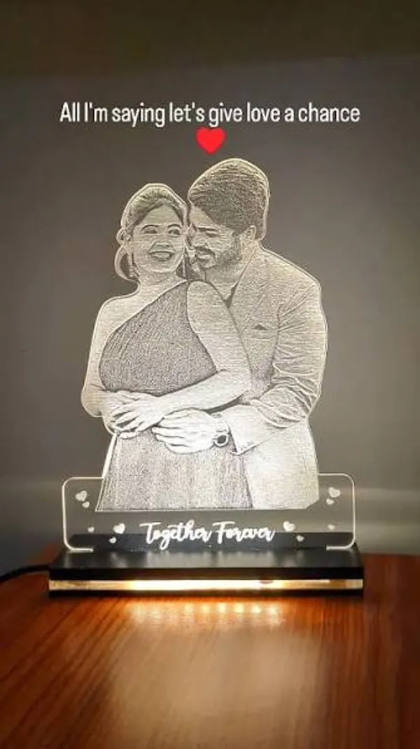 Acrylic_Romantic_Engraved_Couple_Photo_LED_Night_Lamp