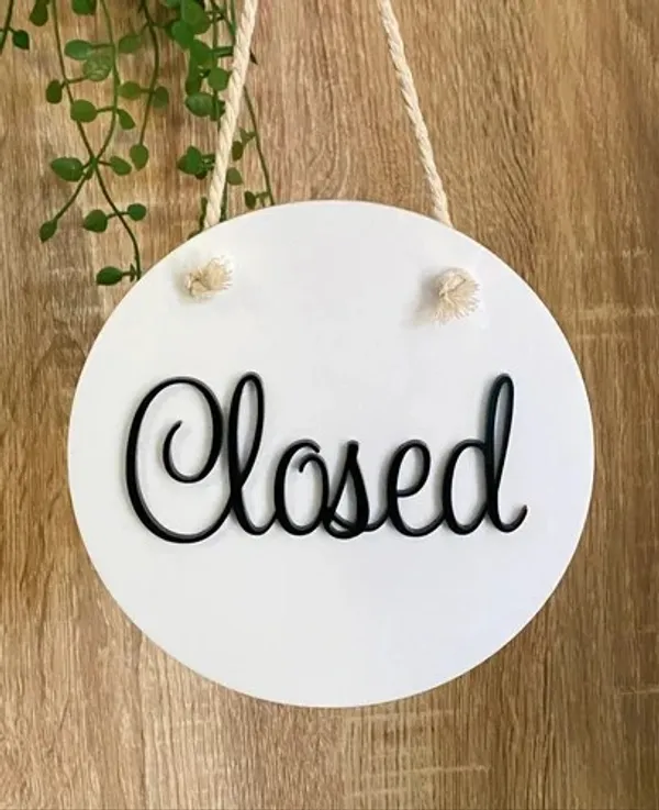 White_Black_Acrylic_Round_Closed_Hanging_Wall_Sign
