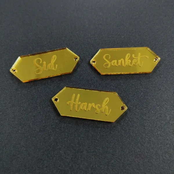 Gold_Acrylic_Personalized_Name_Tag_Charm