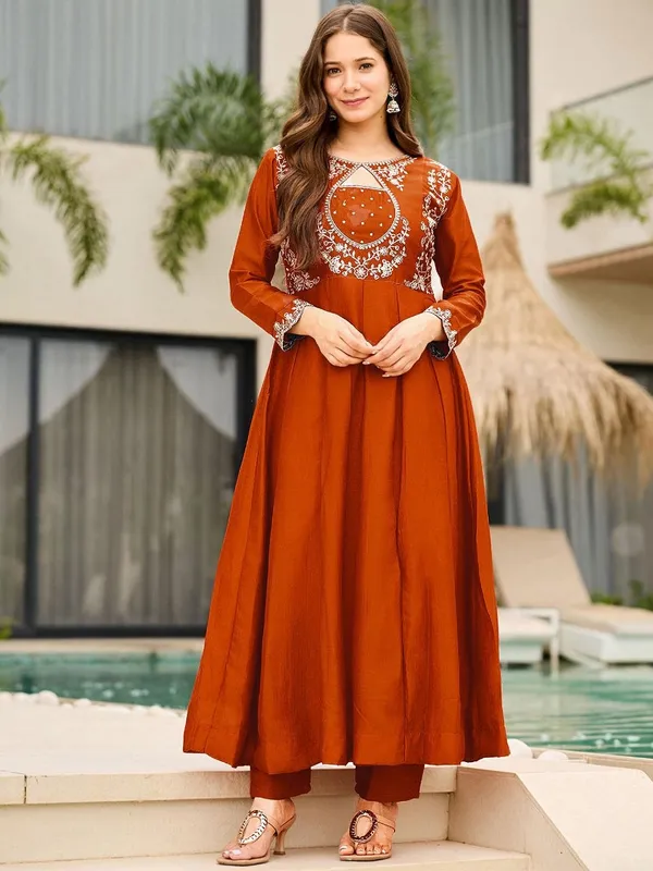 New_Trendy_Anarkali_Designers_Kurti_Pent_Set_Rust_Orange