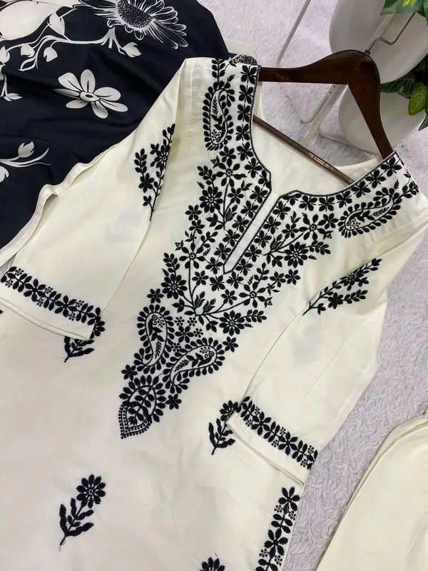 Elegant_Embroidered_Kurta_Palazzo_Suit_Set_With_Dupatta_Festive_Party_Wear_Black