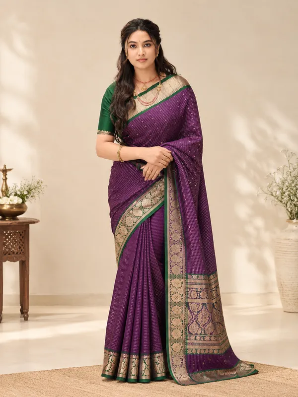 Kleoraa_Soft_Lichi_Silk_Jacquard_Saree_with_Designer_Pallu_&_Contrast_Border