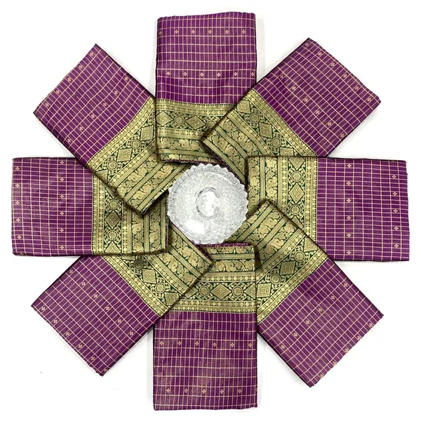 Kleoraa_Soft_Lichi_Silk_Jacquard_Saree_with_Designer_Pallu_&_Contrast_Border