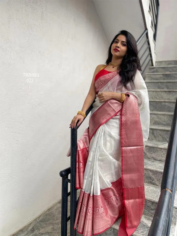 Soft_Lichi_Silk_Saree_with_All-Over_Jacquard_Work,_Rich_Pallu_&_Contrast_Designer_Blouse