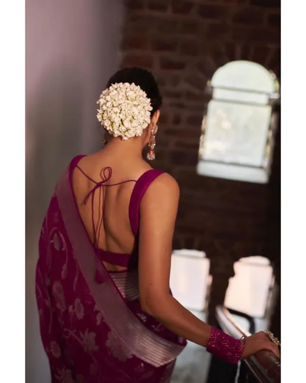 Soft_Lichi_Silk_Saree_with_Rich_Jacquard_Work_&_Designer_Pallu_with_Running_Blouse