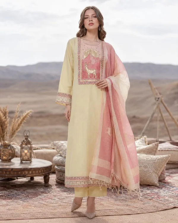 Cream_And_Pink_Jamdani_Jamdani_Suit_Set_For_Women