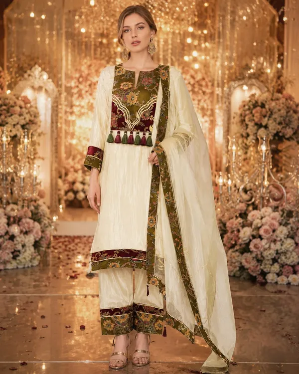 Multicolor_Crepe_Crepe_Suit_Set_For_Women