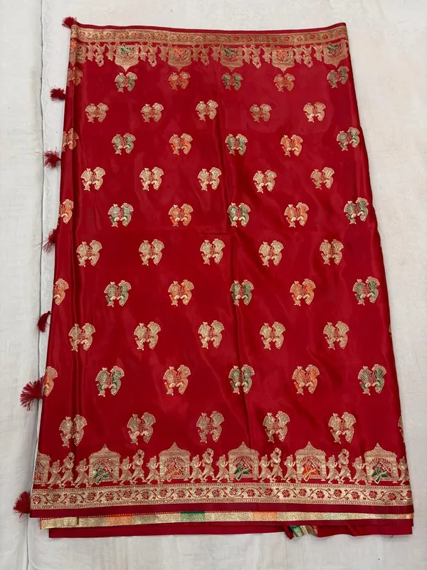 Red_Embellished_Saree_With_Tassel_Border_For_Women