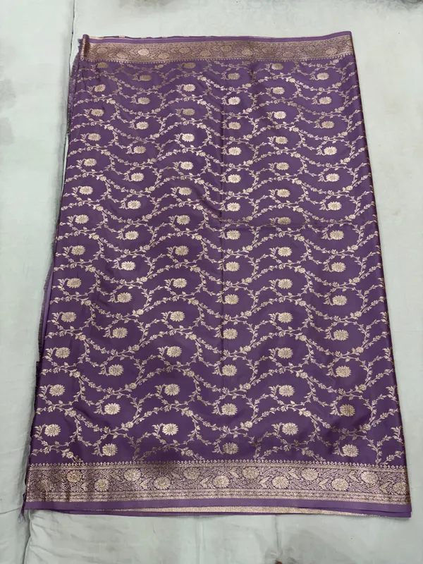Purple_Satin_Woven_Floral_Saree_For_Women