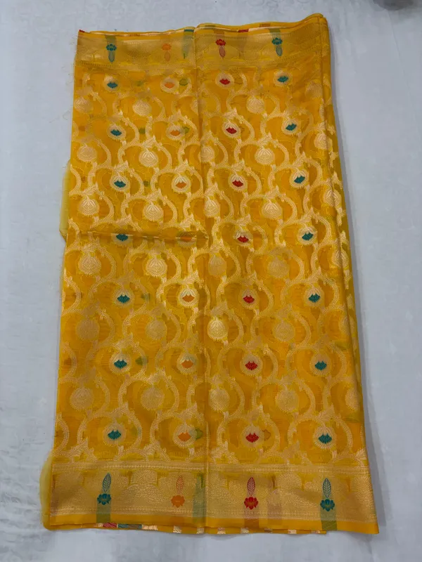 Yellow_Woven_Saree_For_Women
