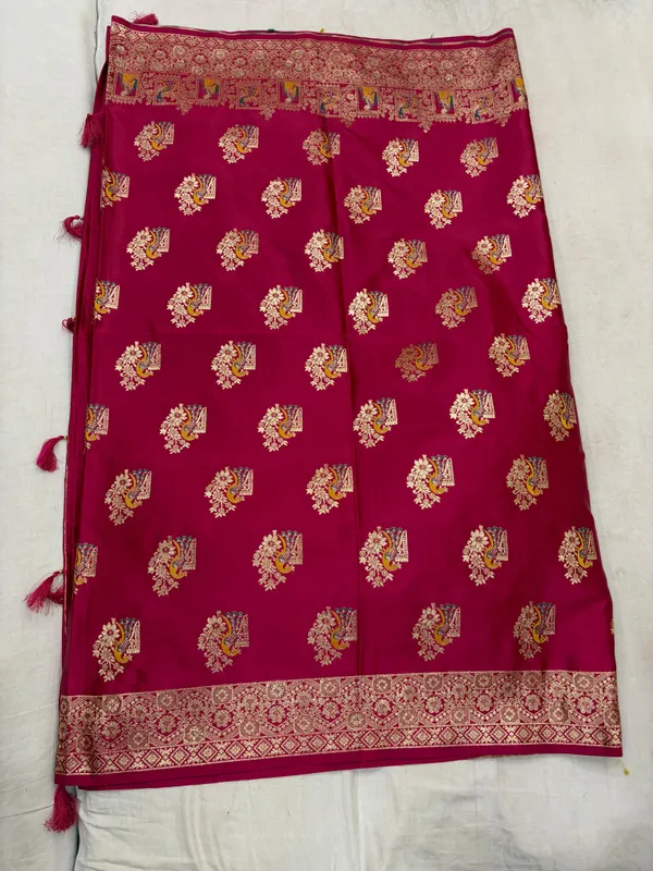 Maroon_Traditional_Woven_Saree_For_Women