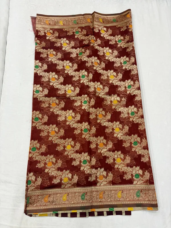 Maroon_Floral_Print_Saree_For_Women