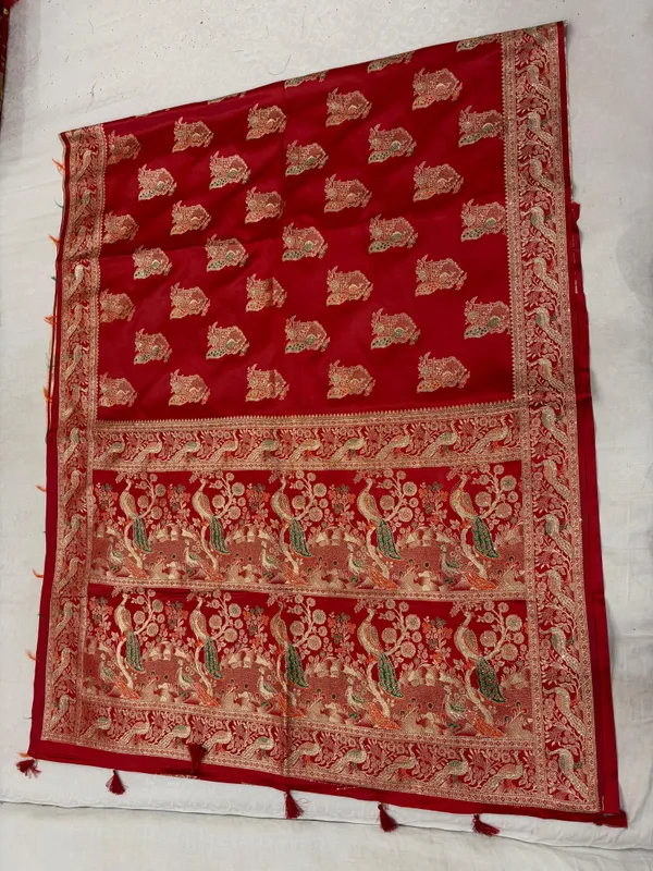 Red_Nylon_Satin_Brocade_Woven_Saree_For_Women