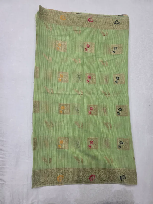Green_Printed_Saree_For_Women