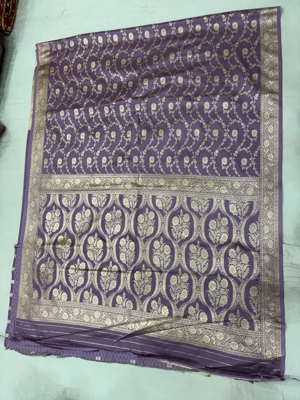 Purple_Satin_Woven_Floral_Saree_For_Women
