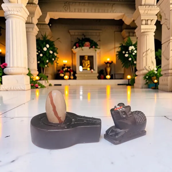 Narmadeshwar_Shivling_With_Plat_Jaldhara_And_Nandi_Pooja_Set