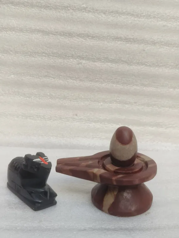 Narmada_Stone_Tilakdhari_Shivling_Full_Combo_Set_With_Nandi_Trishul_Kalash