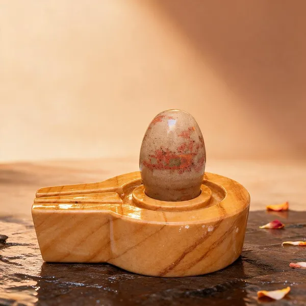 Narmadeshwar_Shivling_With_Plat_Jaldhara
