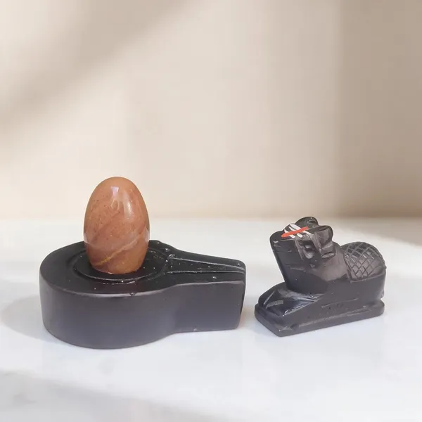 Narmadeshwar_Shivling_With_Plat_Jaldhara_And_Nandi_Pooja_Set