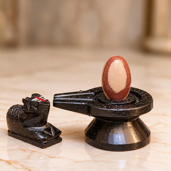 Narmadeshwar_Shivling_With_Jaldhara_And_Nandi_Pooja_Set