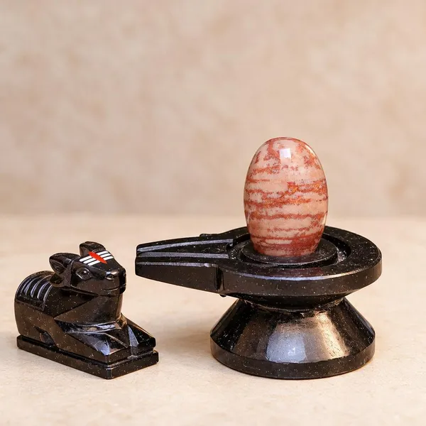 Narmadeshwar_Shivling_With_Jaldhara_And_Nandi_Pooja_Set