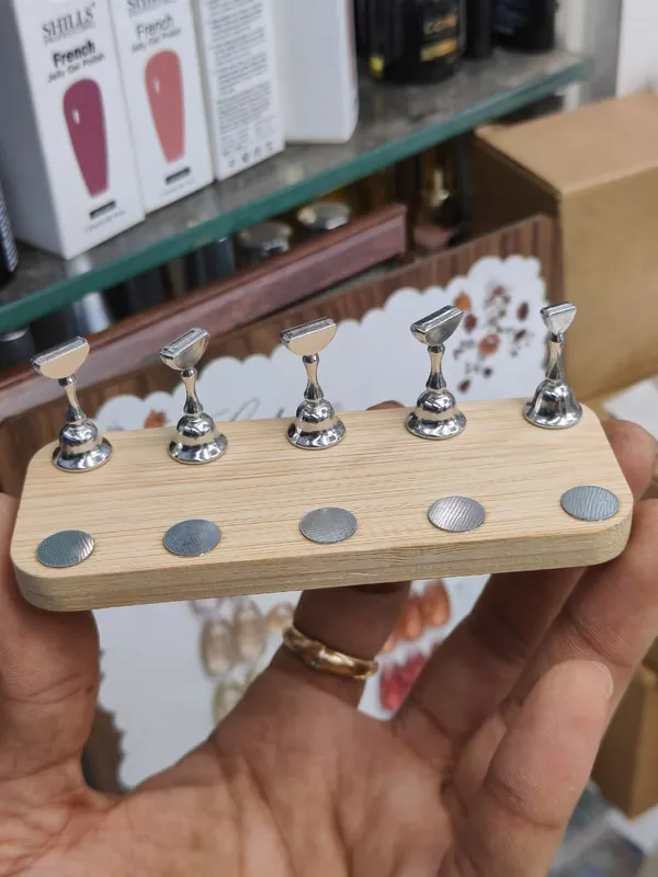 Wood_Look_Five_Post_Nail_Tip_Display_Stand