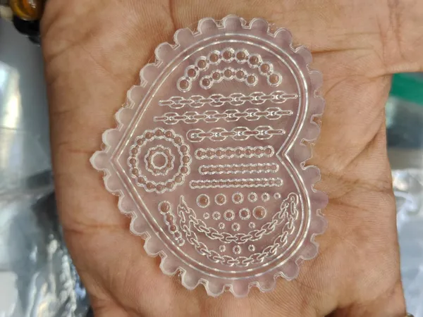 Transparent_Paisley_Pattern_Craft_Template