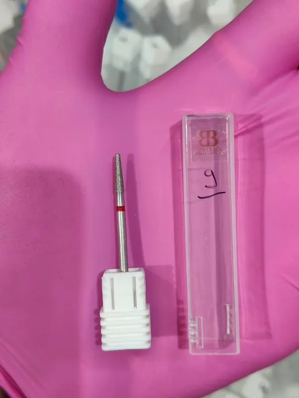 Silver_Textured_Nail_Drill_Bit_With_Storage_Case