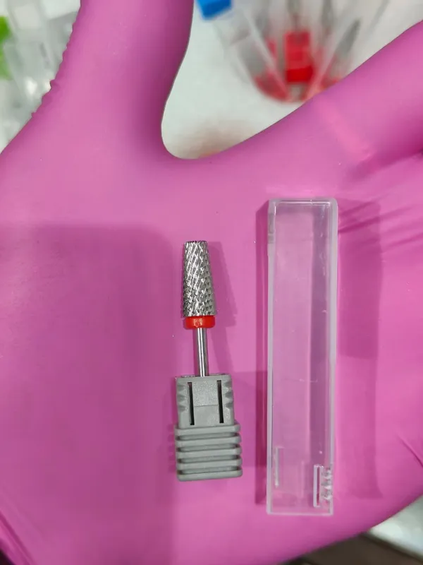 Silver_Textured_Nail_Drill_Bit_With_Storage_Case