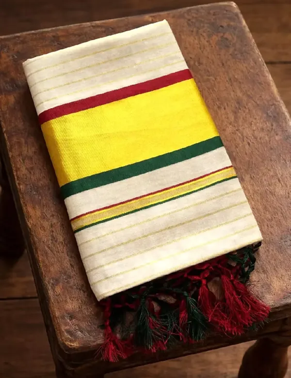 Handloom_Kasavu_Saree_with_Stripes_For_Women
