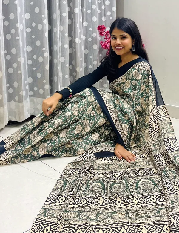 Dark_Green_Premium_Mul_Cotton_Saree_For_Women
