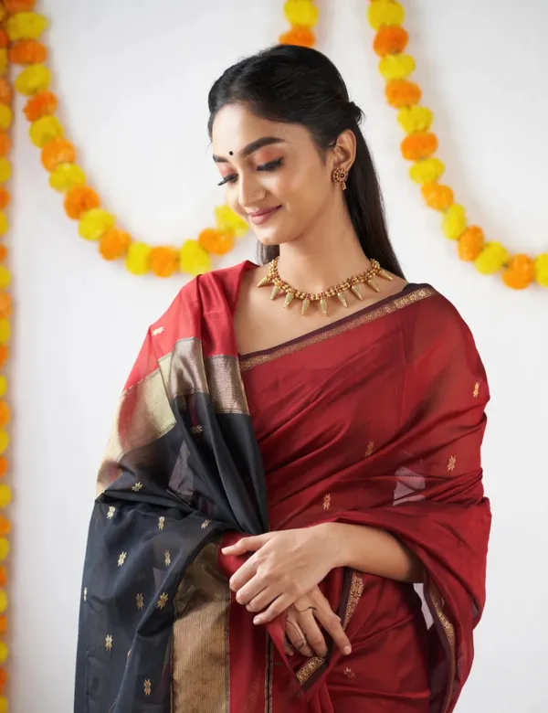 Maroon_And_Black_Premium_Silk_And_Cotton_Saree_For_Women