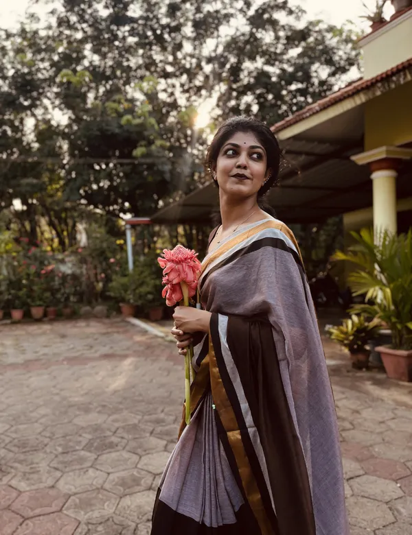 Chocolate_Brown_Premium_Mulmul_Saree_For_Women
