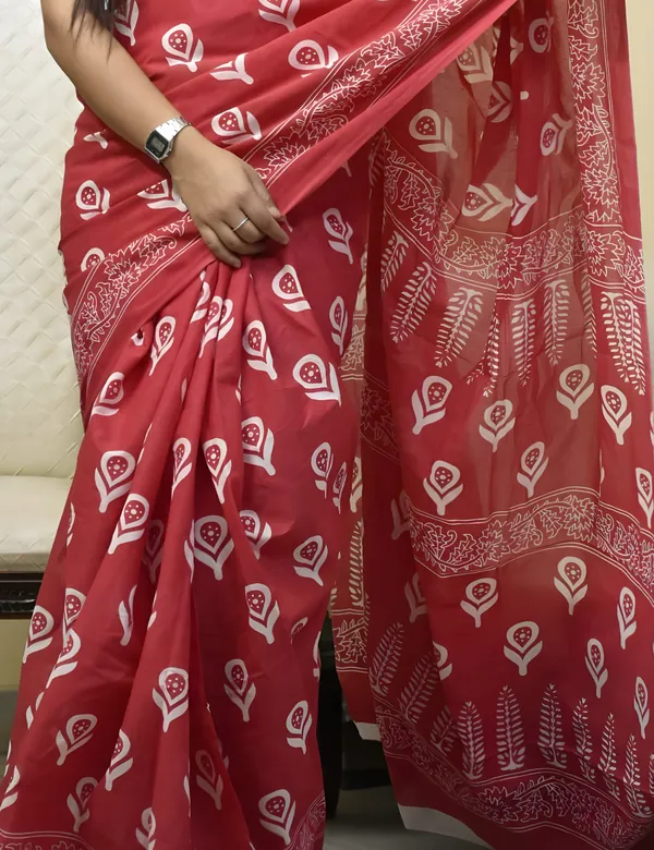 Red_Premium_Mul_Cotton_Saree_For_Women