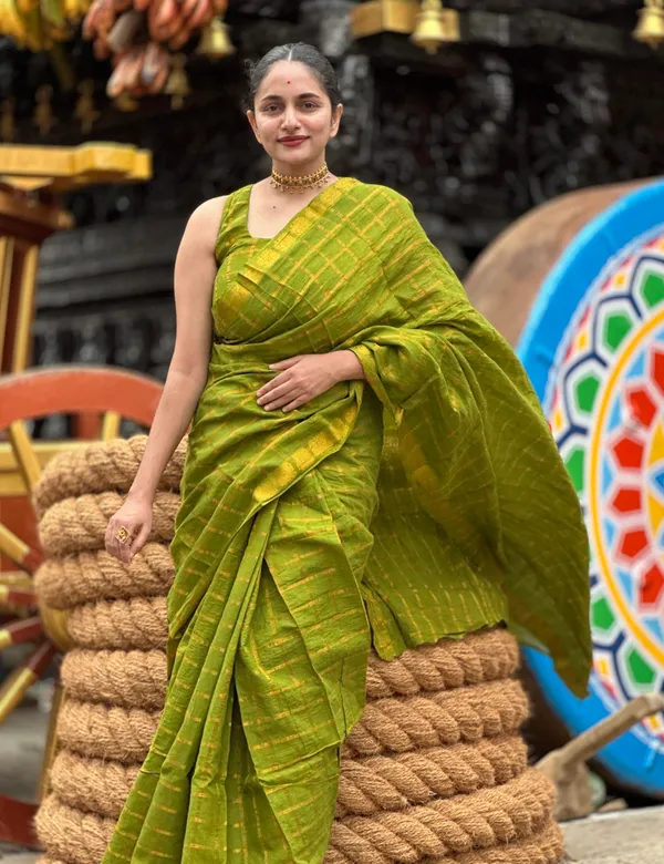 Lime_Green_Premium_Pure_Cotton_Saree_For_Women