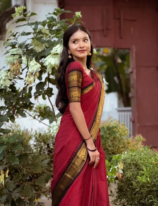 Maroon_And_Black_Premium_Cotton_Saree_For_Women