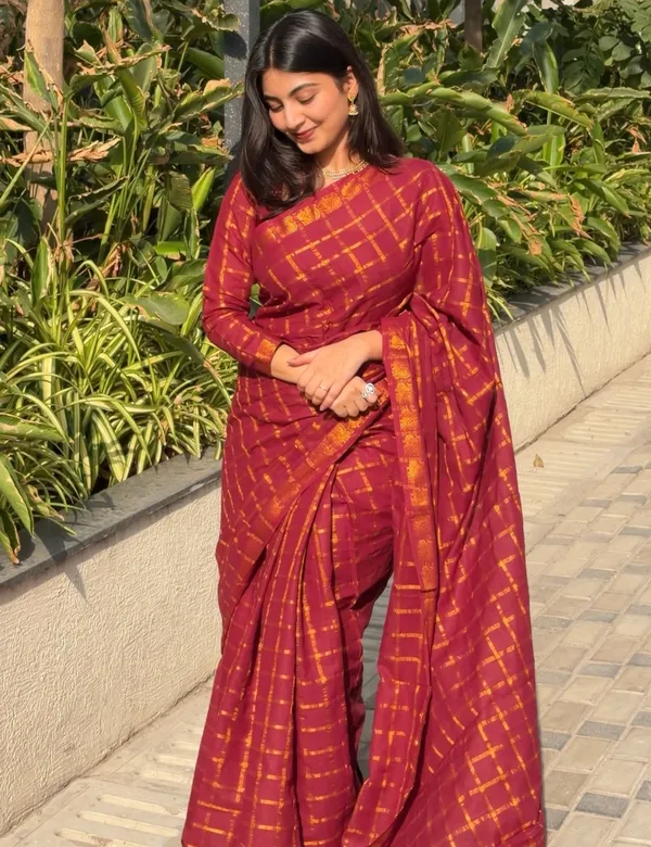 Maroon_Premium_Cotton_Saree_For_Women